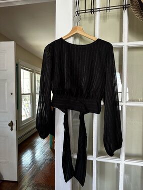 Lulu's Black Tie-Back Long Sleeve Blouse